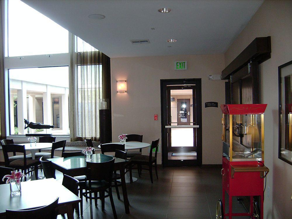 Staybridge Suites Plano - Richardson Area By Ihg מסעדה תמונה
